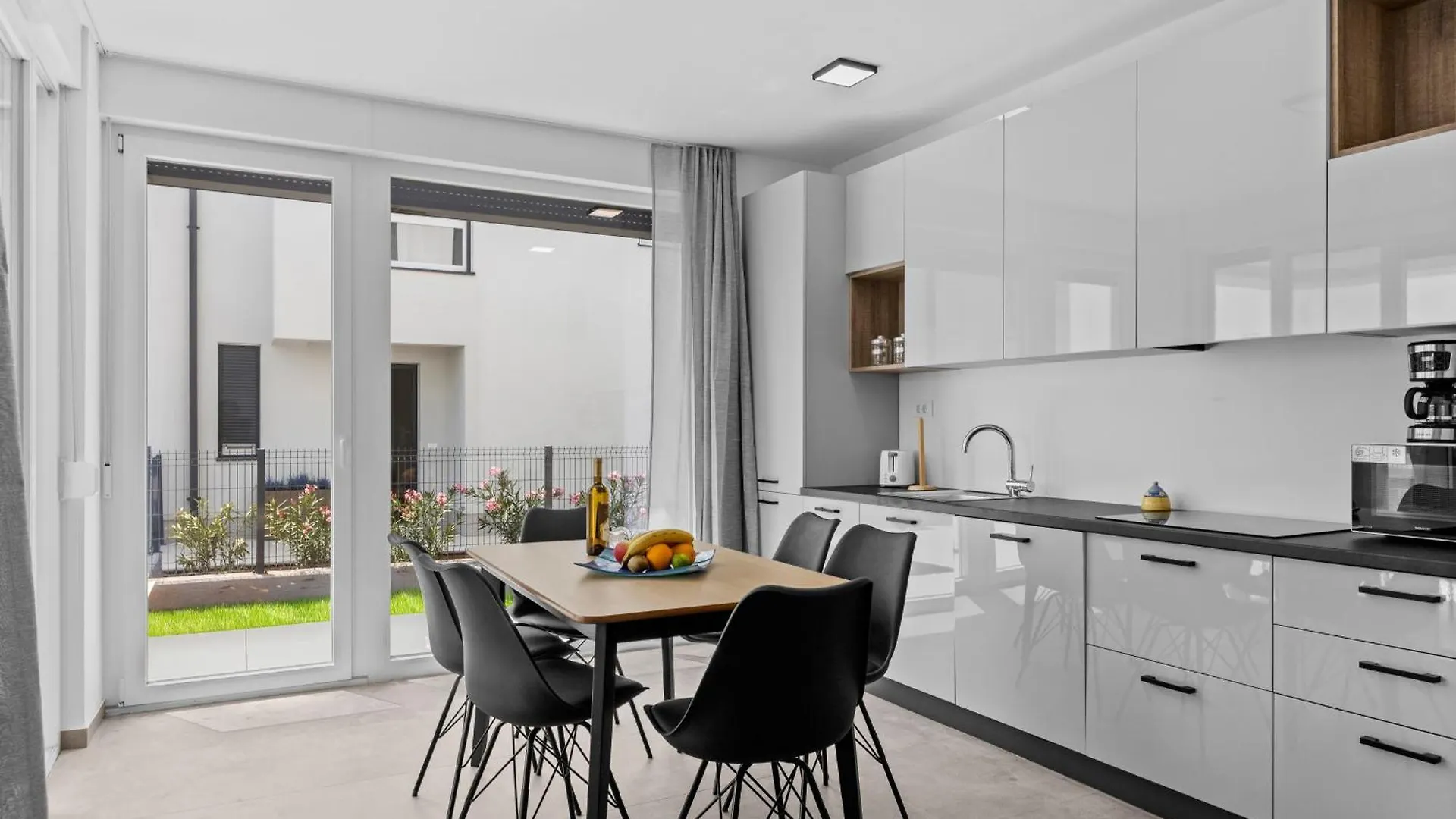 Peninsula Villas Premantura 0*,